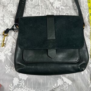 Fossil Genuine Leather & Suede Mixed-Media Flap Crossbody – Dark Forest Green |